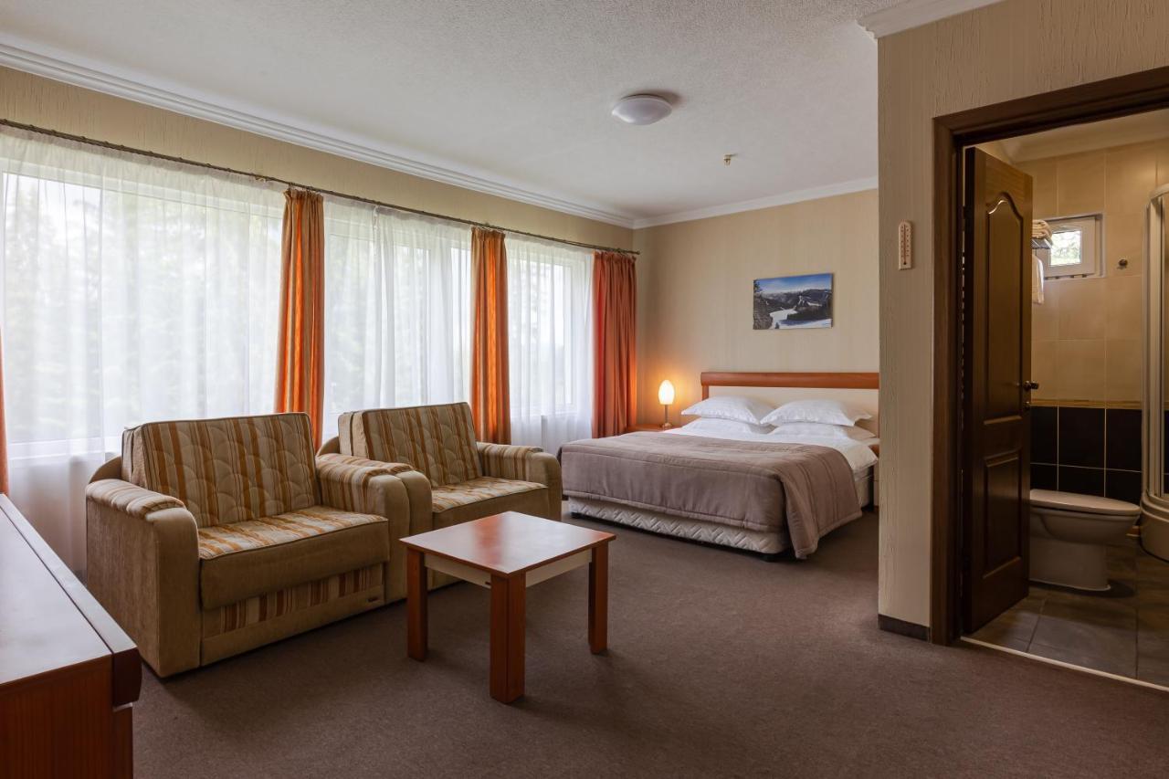 Superior Double Room,1589392341:JPEG