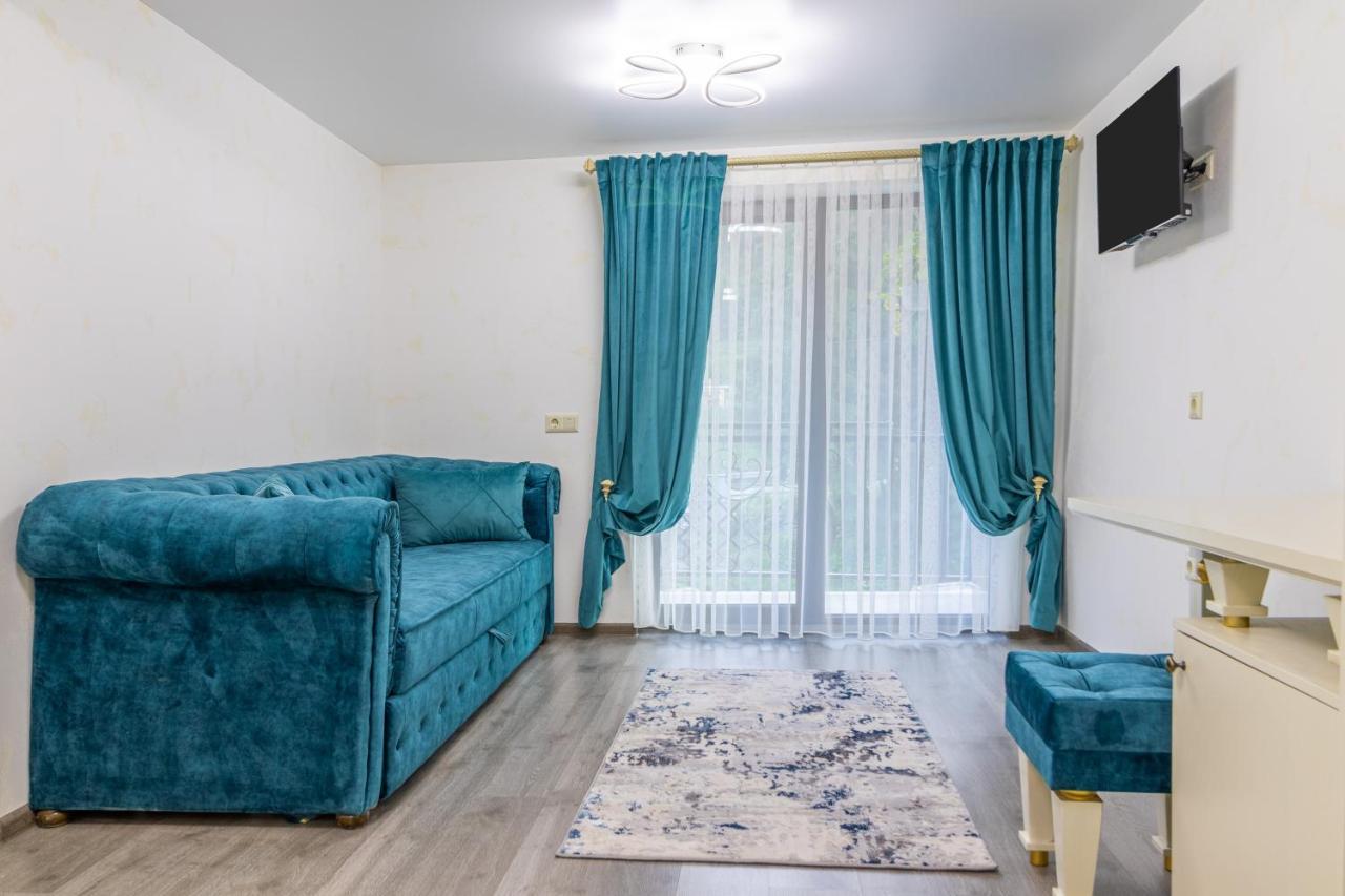 Two-Bedroom Apartment,1133160111:JPEG