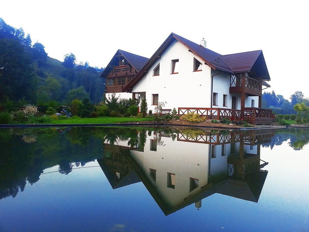 Holiday Home,125785062:JPEG