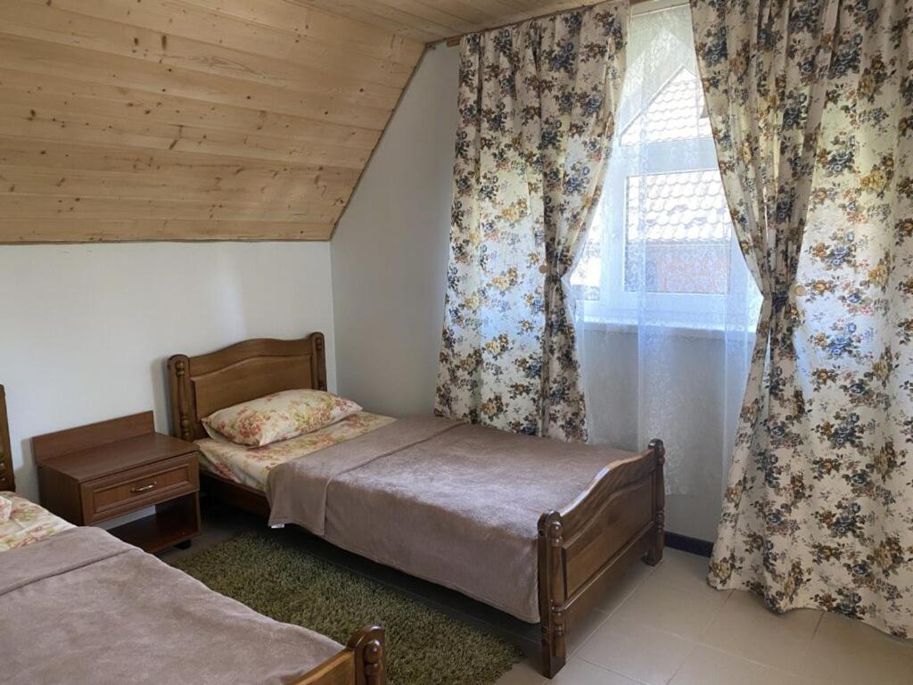 Apartment with Mountain View,1185389530:JPEG