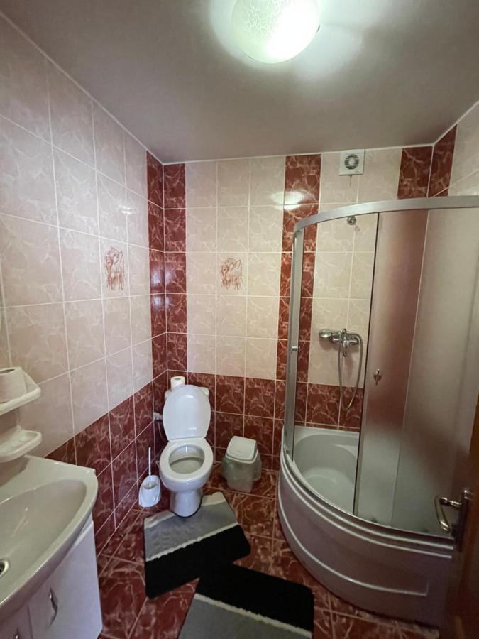 Comfort Triple Room Shower,1189408447:JPEG