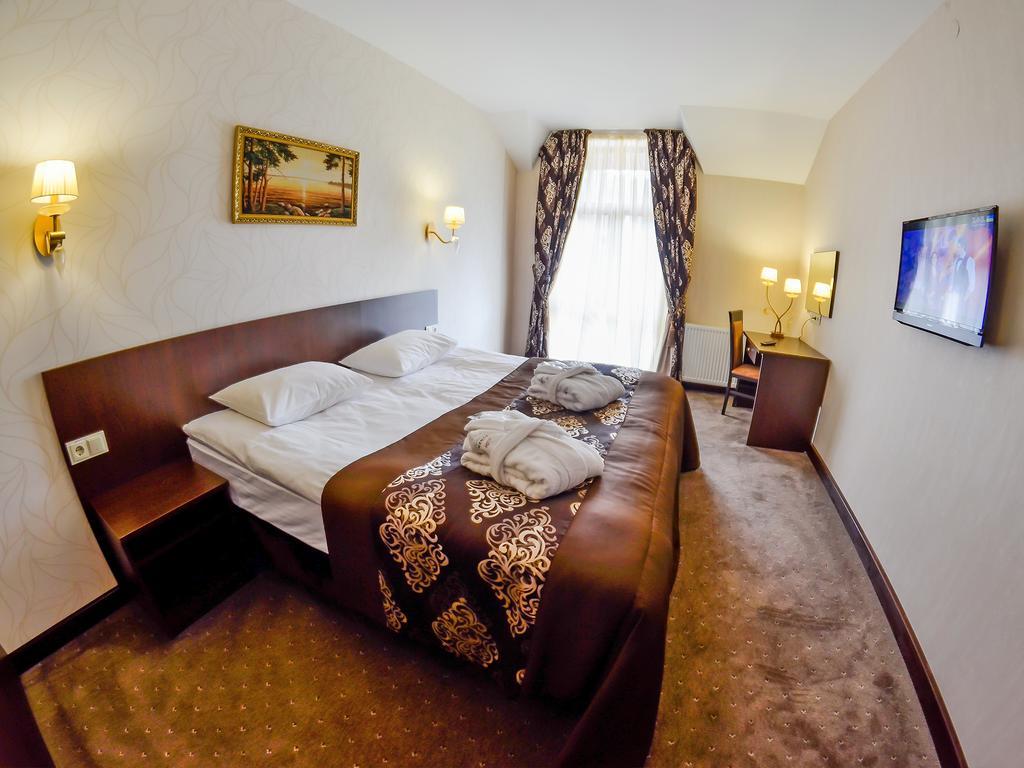 Two-Bedroom Apartment with Spa Access,126044382:JPEG
