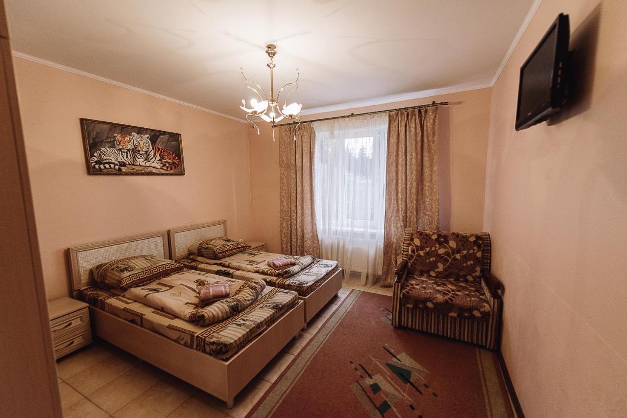 Two-Bedroom Apartment,1302542194:JPEG