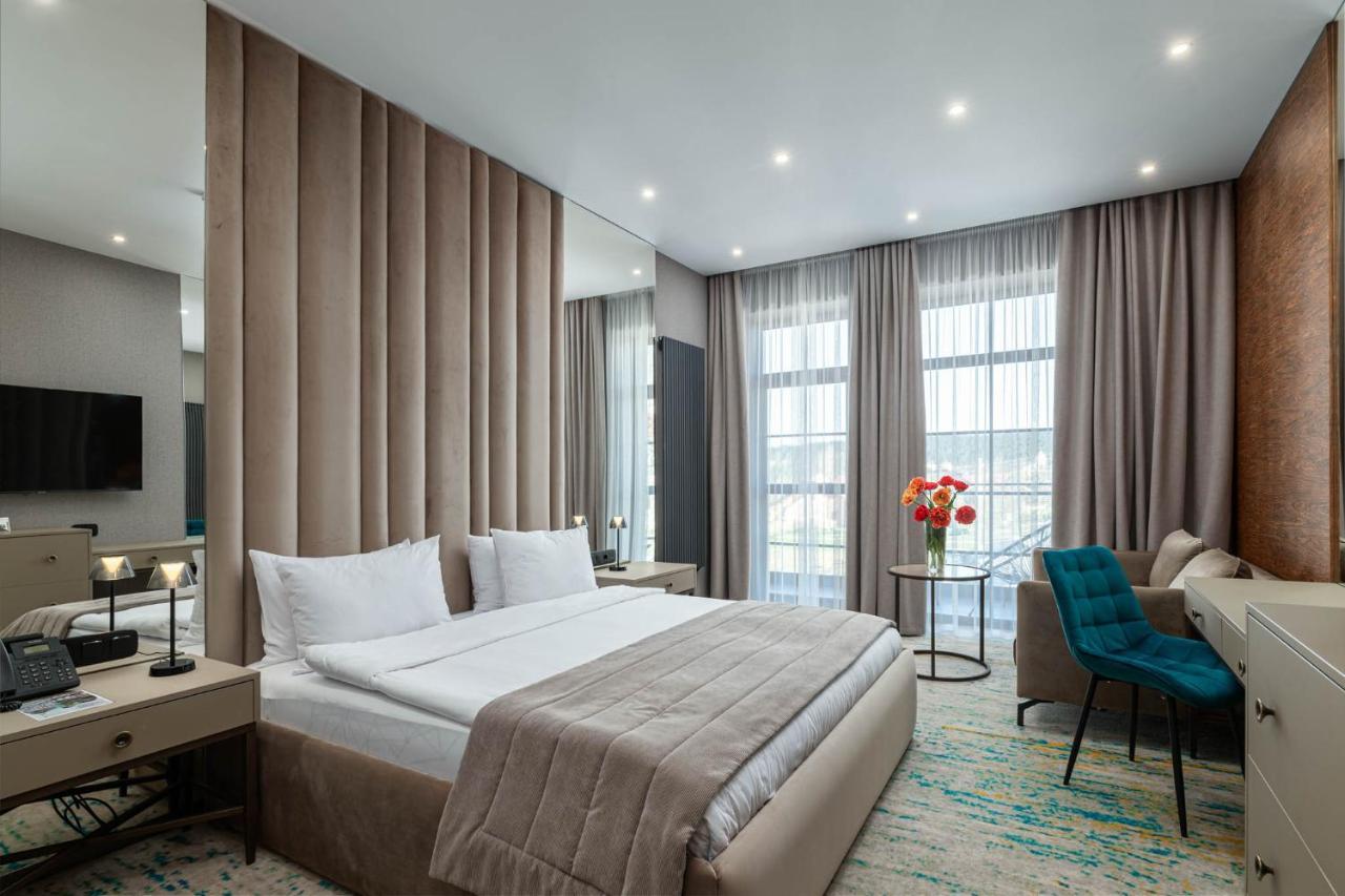 Double Room Balcony,1487941465:JPEG