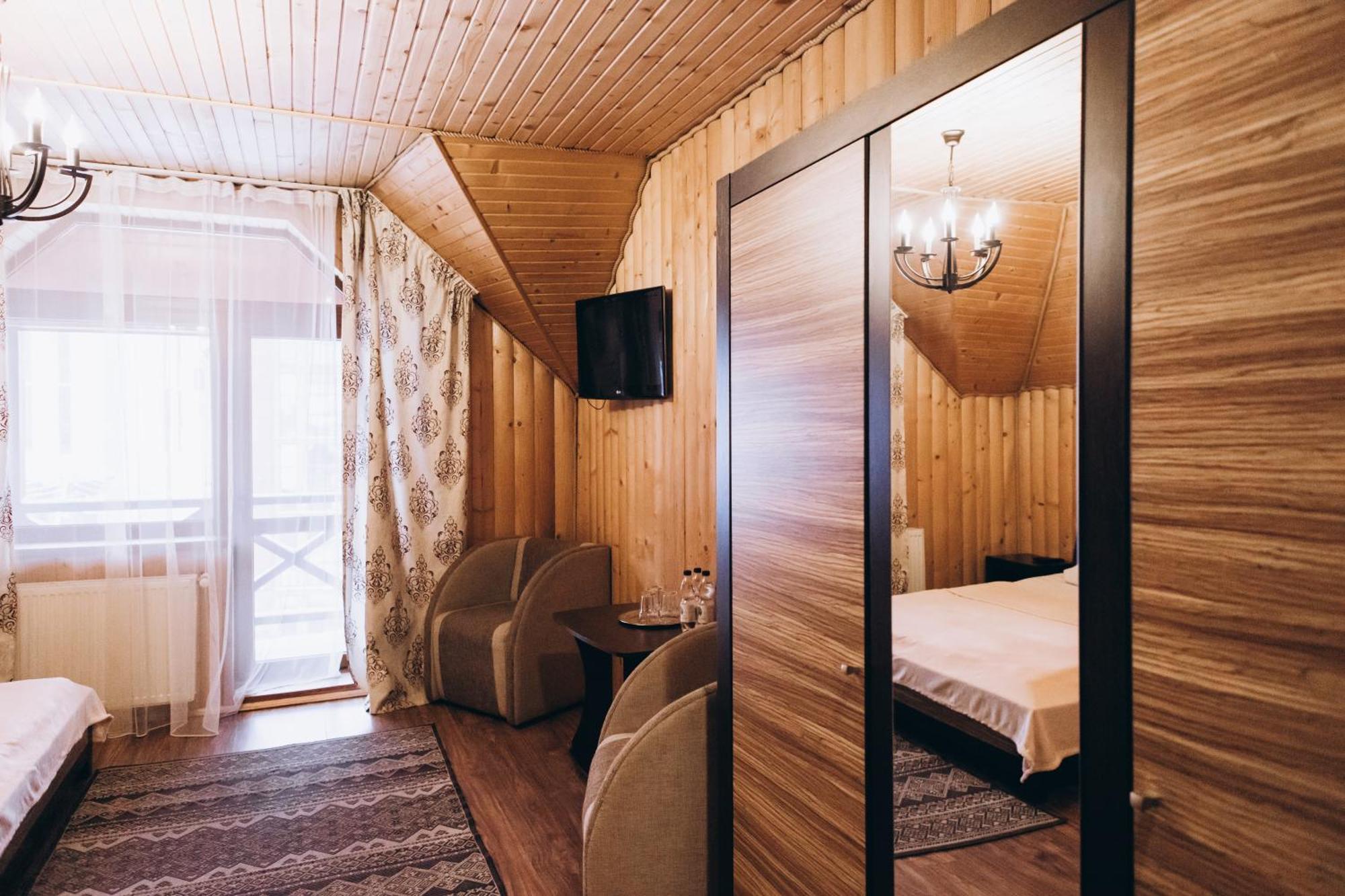Superior Triple Room,1597639919:JPEG