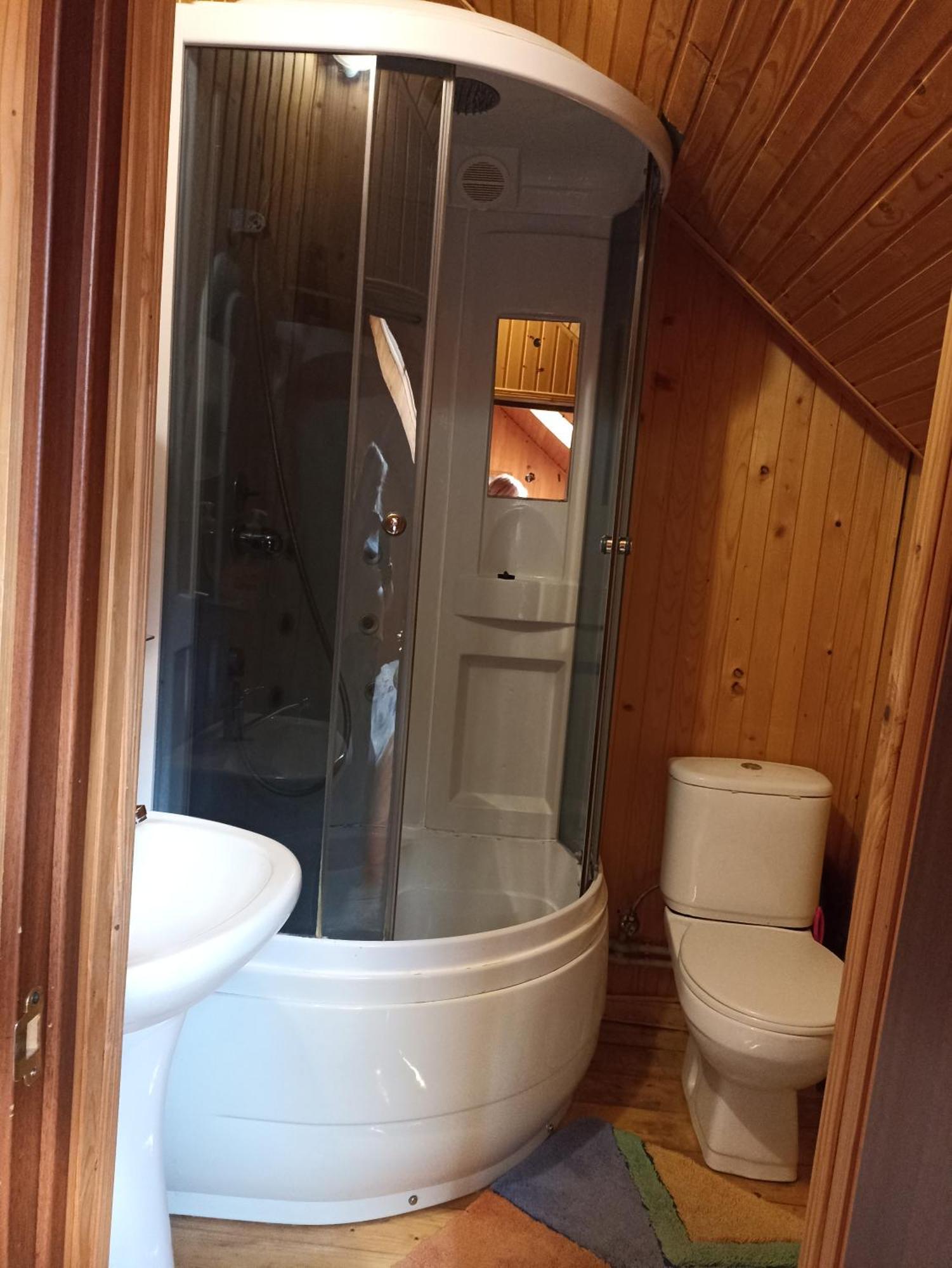 Family Room,1628692082:JPEG
