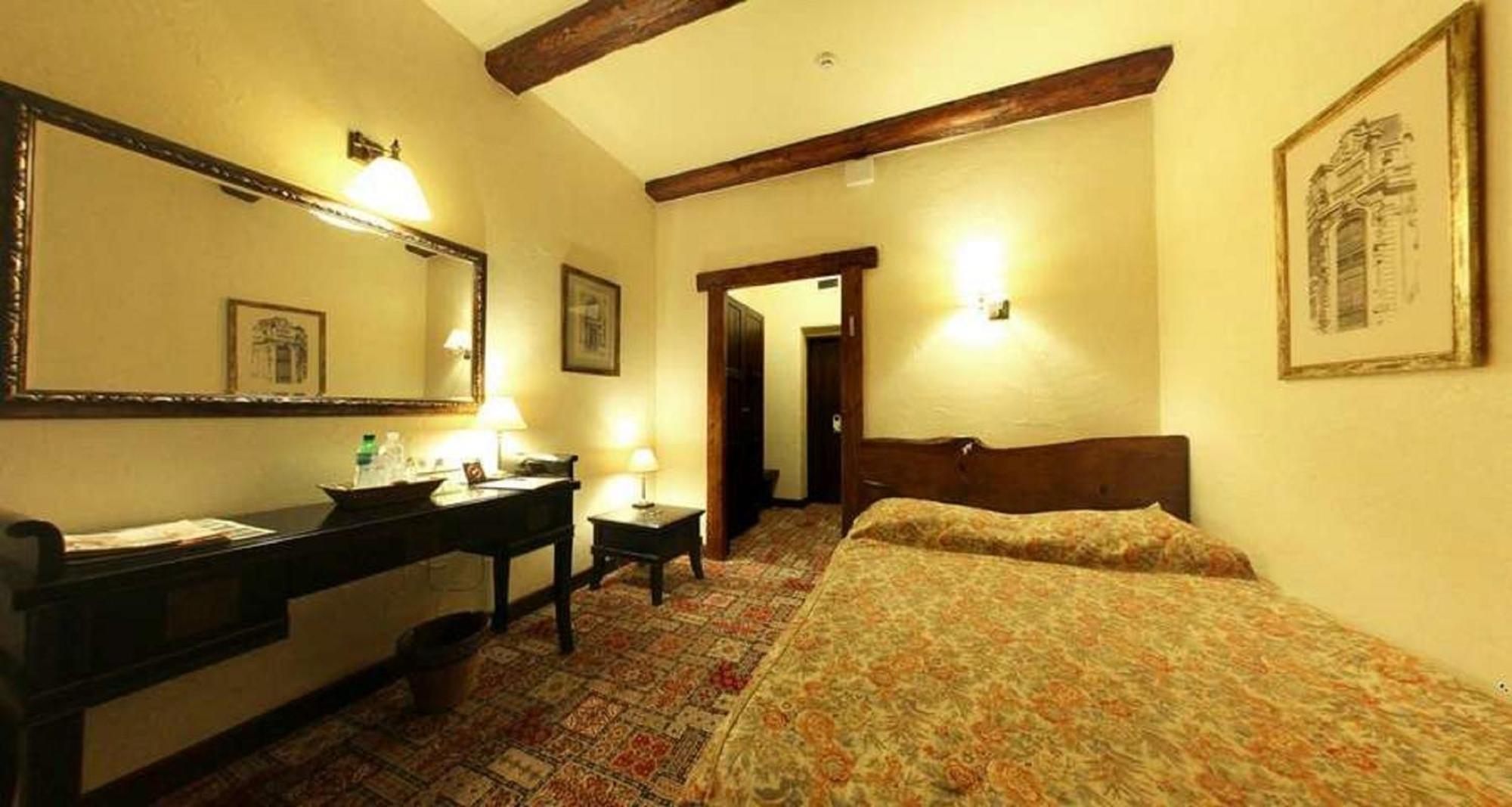 Small Double Room