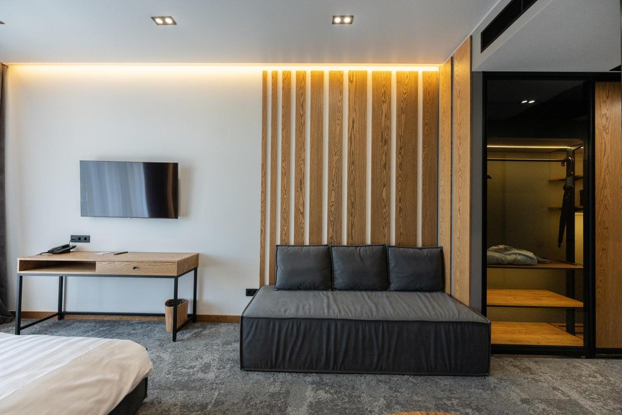 Standard Double Room,1620318222:JPEG