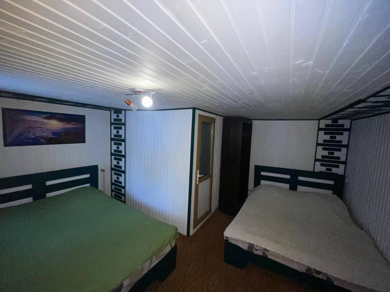 King Room Two King Beds