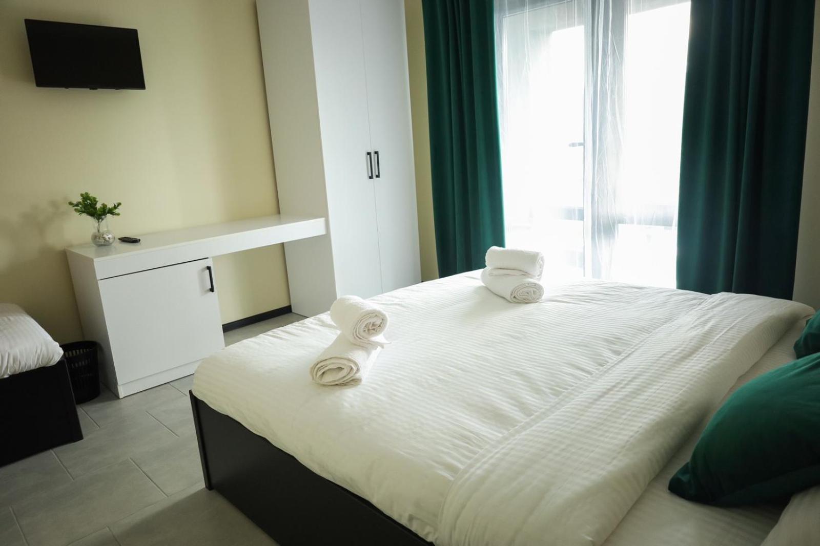 Standard Triple Room,1660570368:JPEG