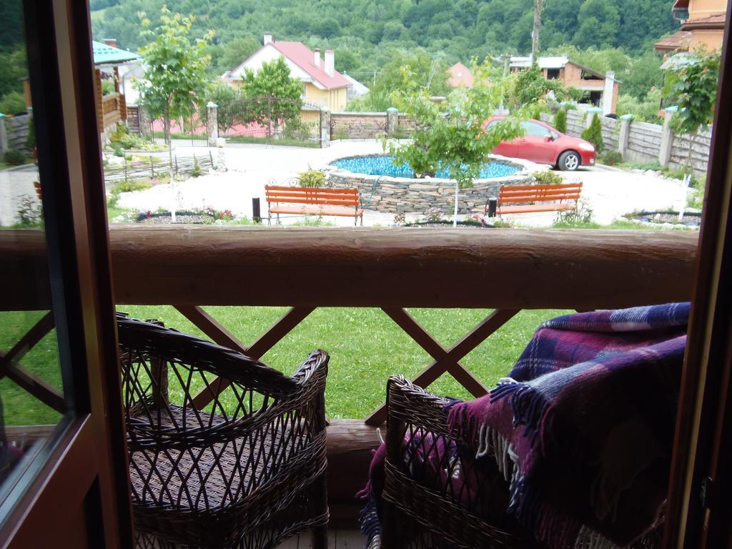 Cottage,121907677:JPEG