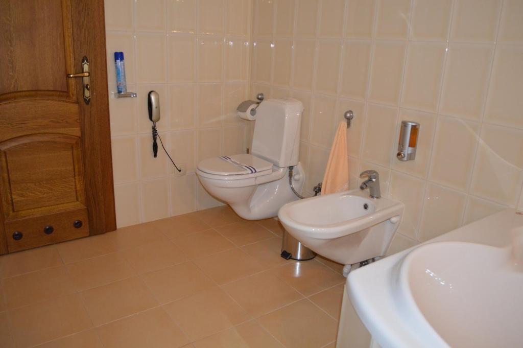 Standard Double Room,20675082:JPEG