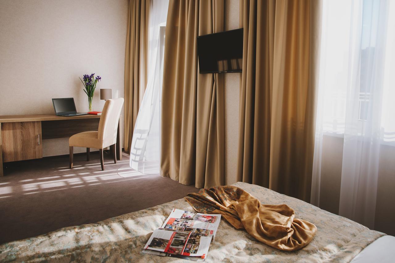 Standard Double Room,572211948:JPEG