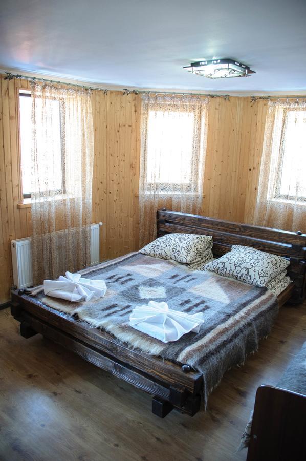 Two-Bedroom Room,636693399:JPEG