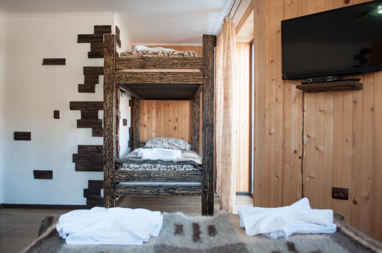 Two-Bedroom Room,636693663:JPEG
