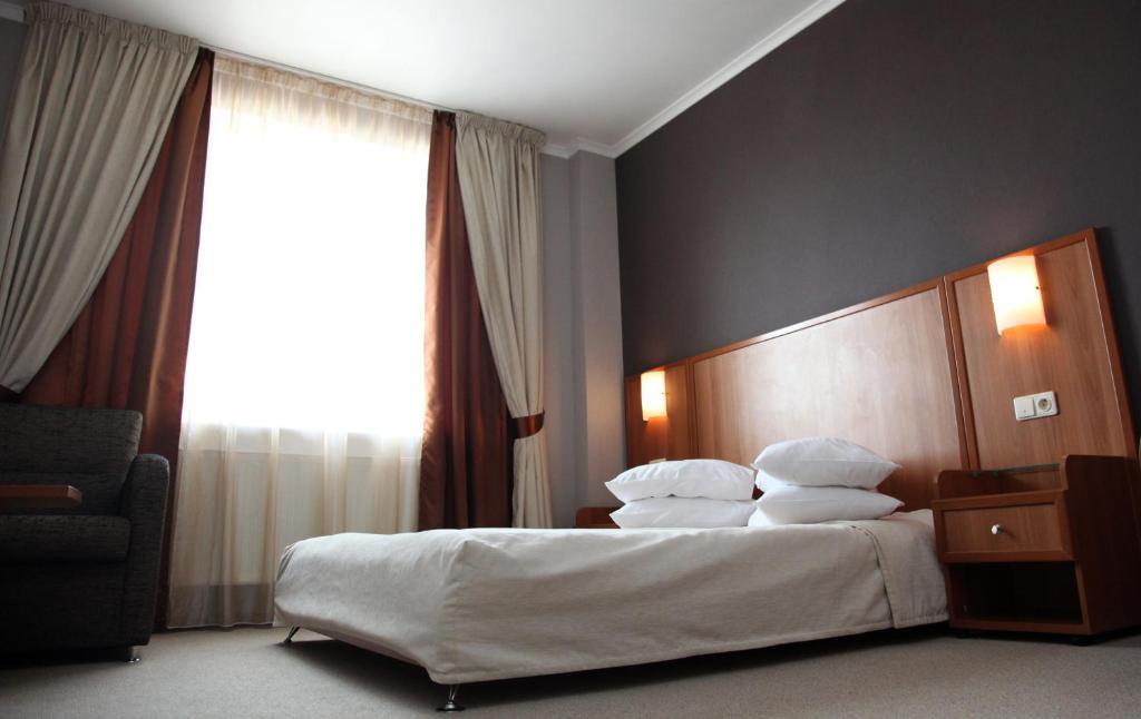 Double Room,706994443:JPEG