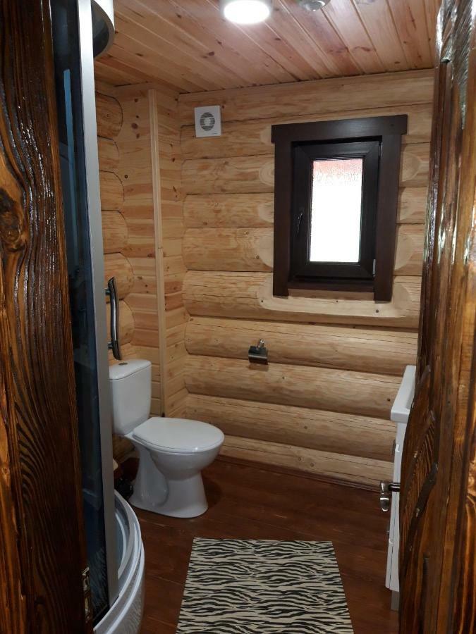 Superior Family Room,802113414:JPEG