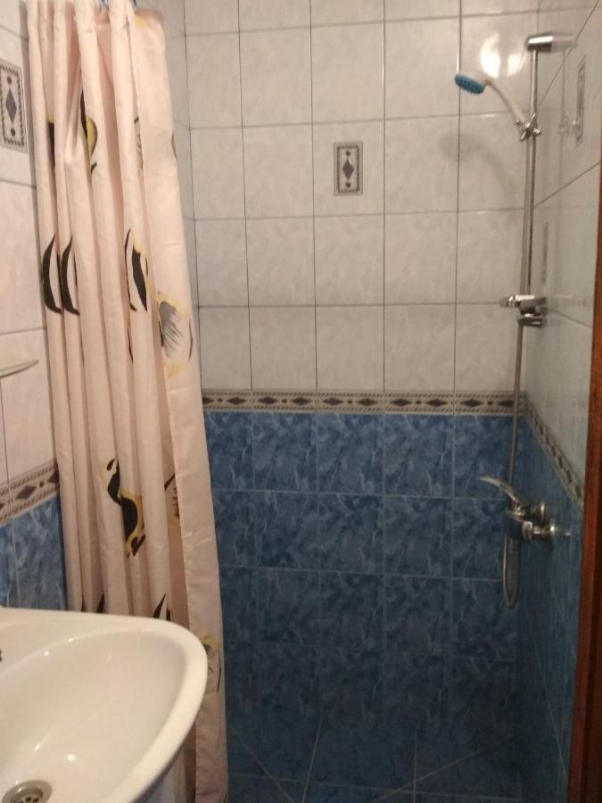 Family Room Private Bathroom,975274897:JPEG
