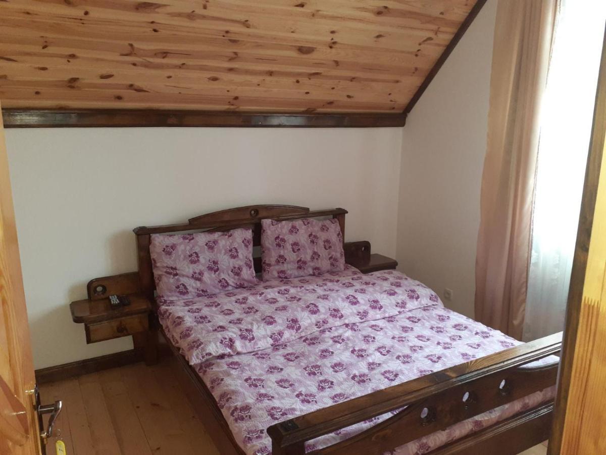 Double Room Shared Toilet,976033891:JPEG