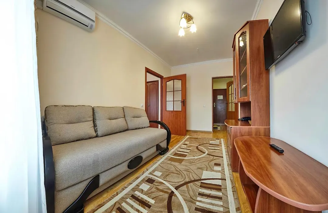 Resort Hotel Karpaty-1
