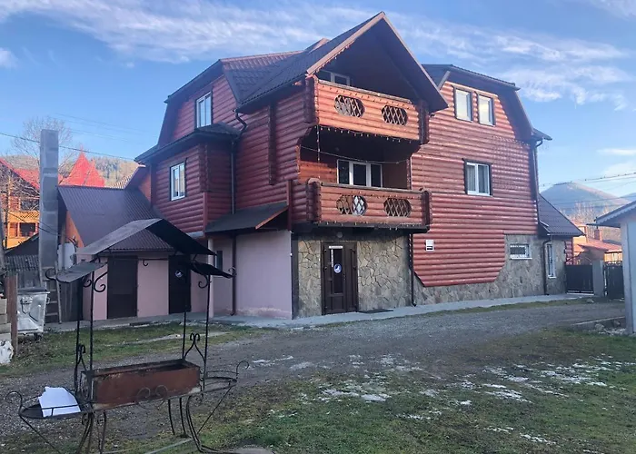Файний мотель Татарів