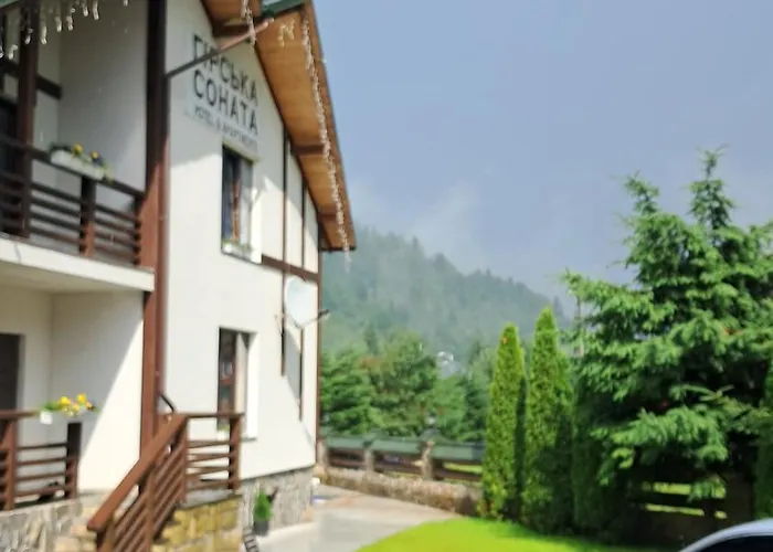 Girska Sonata Hotel & Apartments Микуличин