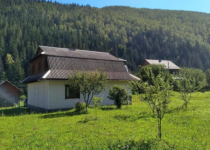 Готель Na Hutori Татарів