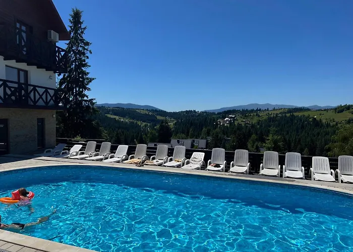 Готель Panorama Karpat Яблуниця