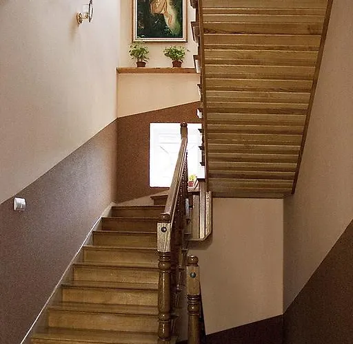 Готель Sadiba "Lisova Pisnia" Синяк