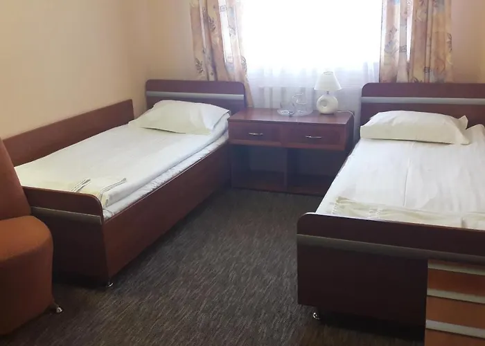 Готель Izumrud Ужгород